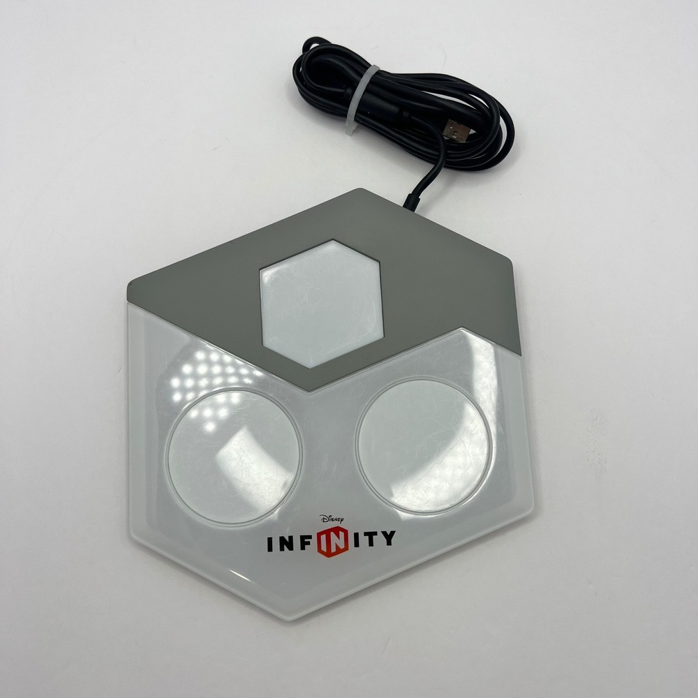 Disney Infinity Base Station USB Wired Gaming Portal INF-8032386 Family Kids